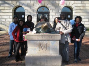 11.UMD_Terp Interns with Testudo the Terrapin